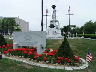 صور Submarine Force Library and Museum متحف